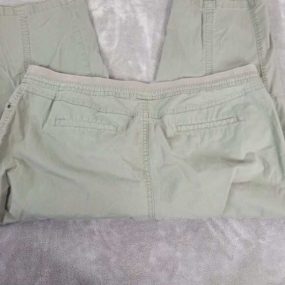 Croft Barrow Womens Pants 18 Plus Capri Green Lightweight Comfy Casual GRE38E - Picture 5 of 7